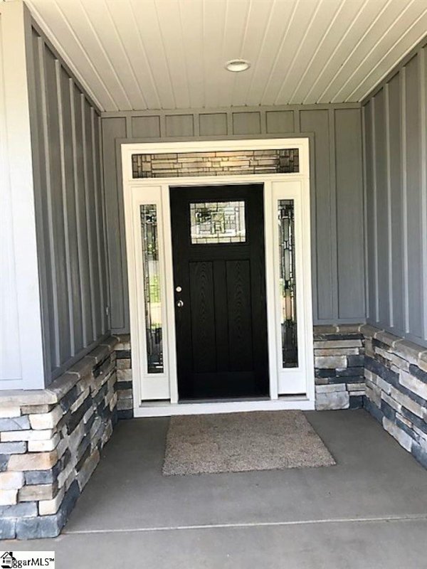 Property image 2 at 209 Round Stone Way, Greenville, SC 29607