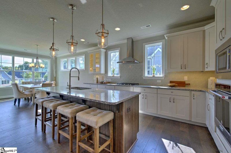 Property image 5 at 209 Round Stone Way, Greenville, SC 29607