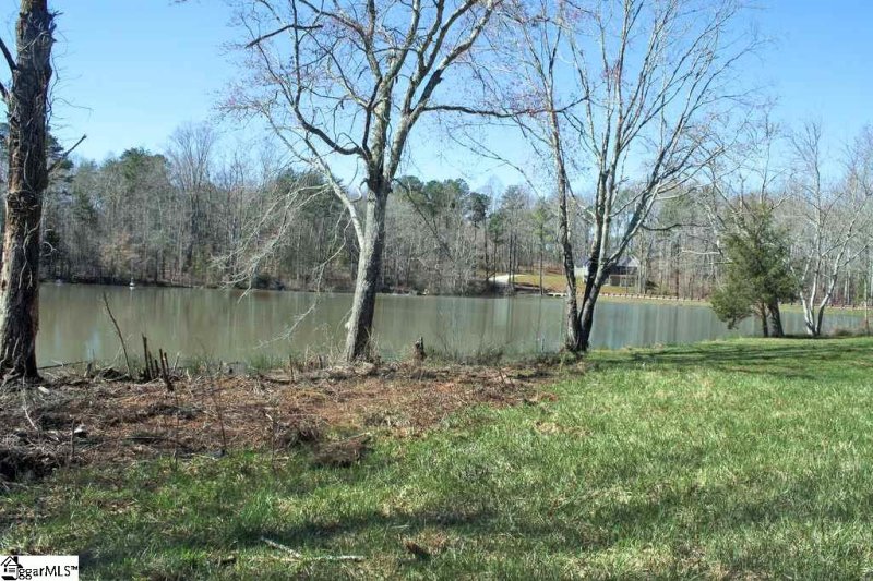 Property image 2 at 115 Crawford Lake Drive, Easley, SC 29642-7886