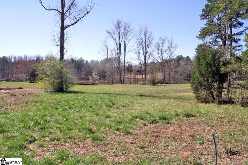 Property image 4 at 115 Crawford Lake Drive, Easley, SC 29642-7886