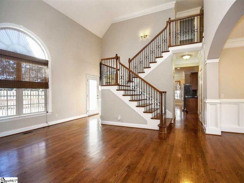 Property image 4 at 10 Ruby Lake Lane, Simpsonville, SC 29681