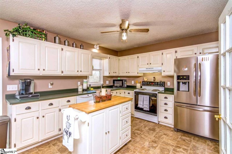 Property image 4 at 132 Rollingwood Drive, Easley, SC 29640