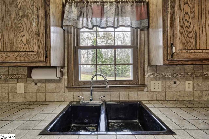 Property image 5 at 415 Quail Run Circle, Fountain Inn, SC 29644