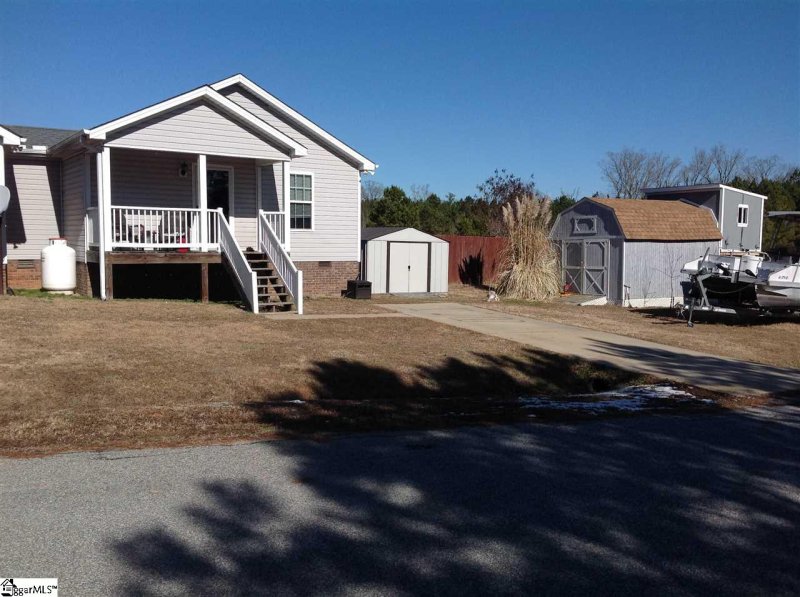 Property image 4 at 117 Essex Drive, Clinton, SC 29325