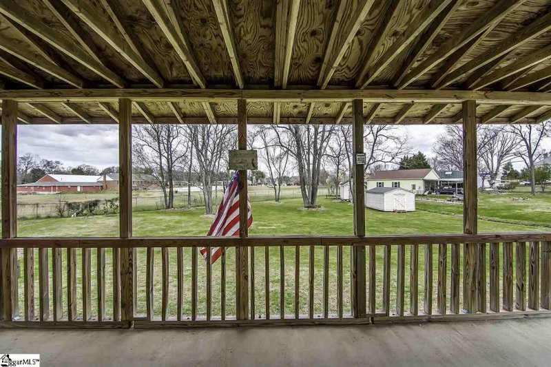 Property image 4 at 110 Wemberly Drive, Simpsonville, SC 29681