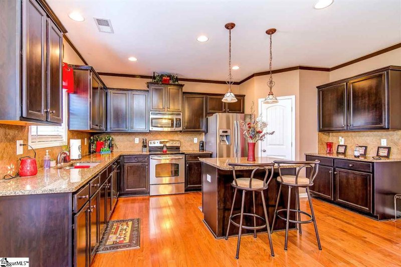 Property image 3 at 422 Timber Ridge Lane, Duncan, SC 29334