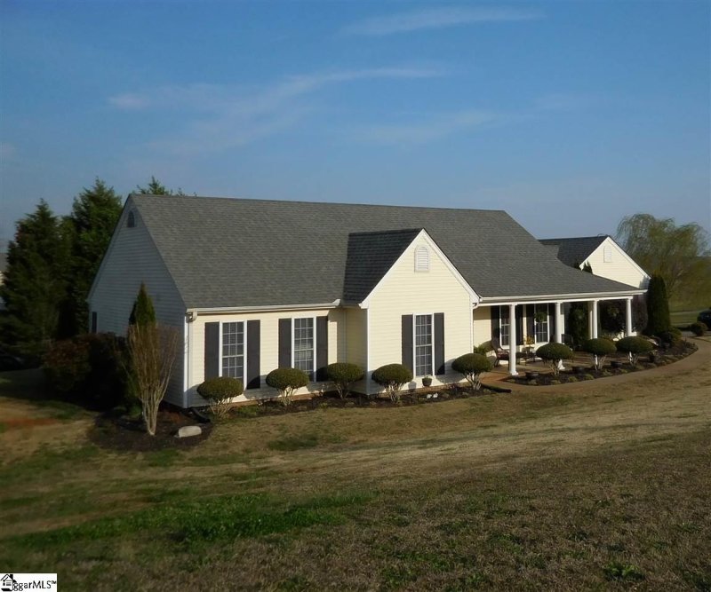 101 Foghorn Court