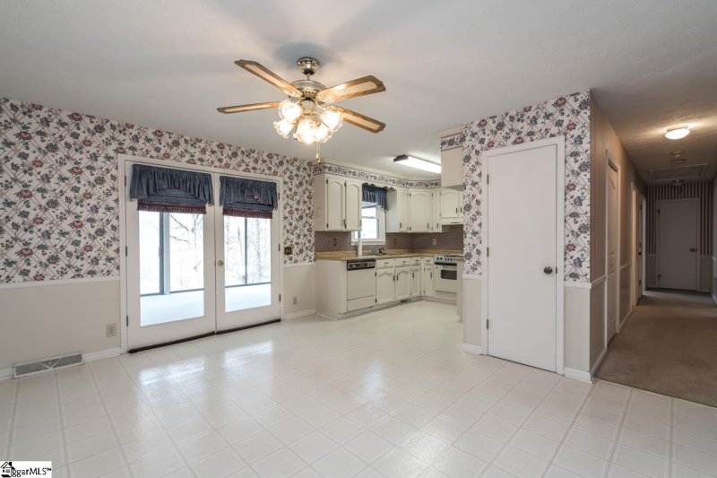 Property image 4 at 101 Laconia Drive, Travelers Rest, SC 29690