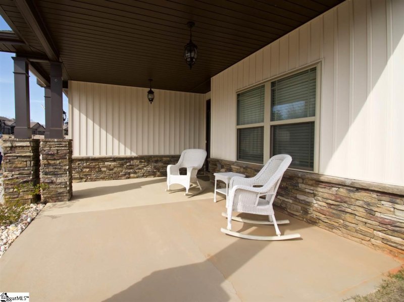 Property image 3 at 208 Linden Hall Drive, Easley, SC 29640