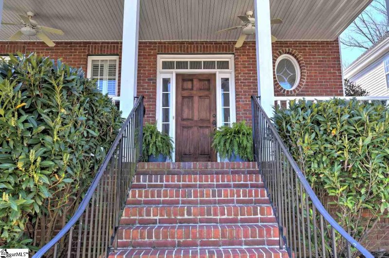 Property image 2 at 202 Chessington Lane, Simpsonville, SC 29681