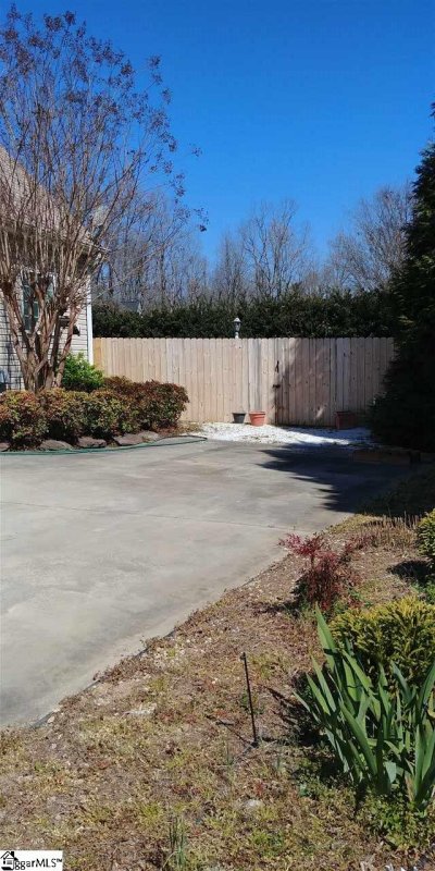 Property image 2 at 201 Kinard Way, Simpsonville, SC 29681-1965