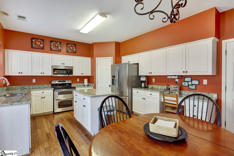 Property image 5 at 7 Blanton Lane, Greer, SC 29650