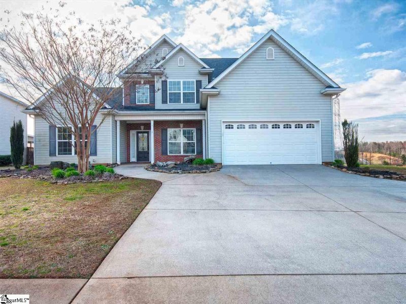 2 Hollander Drive