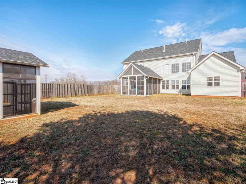 Property image 4 at 2 Hollander Drive, Taylors, SC 29687