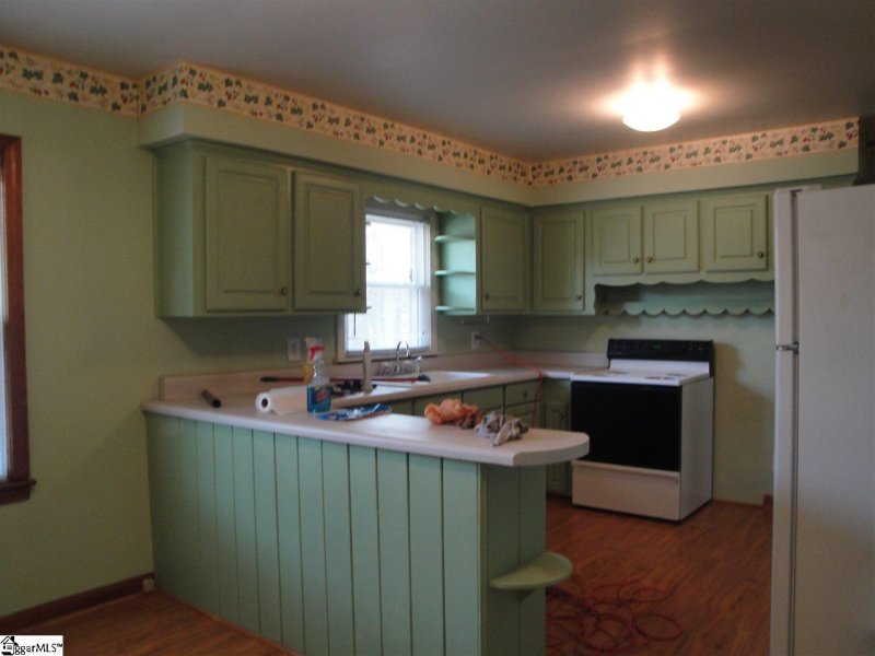 Property image 3 at 103 Florence Drive, Simpsonville, SC 29681