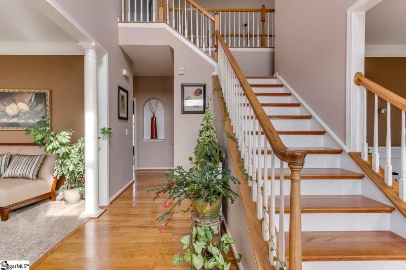 Property image 3 at 16 Silverthorn Court, Simpsonville, SC 29681