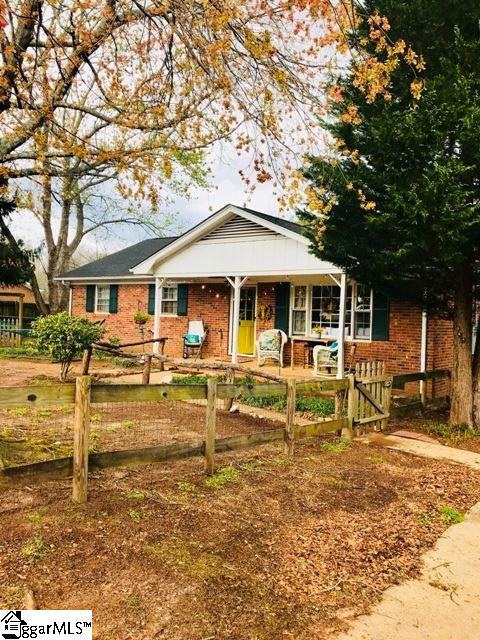 Property image 2 at 271 Clearview Circle, Travelers Rest, SC 29690