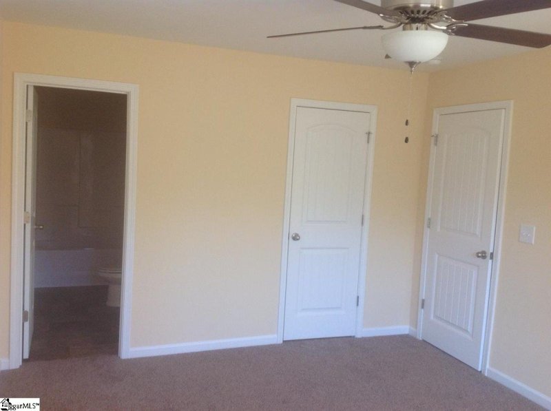 Property image 3 at 203 Essex Drive, Clinton, SC 29325