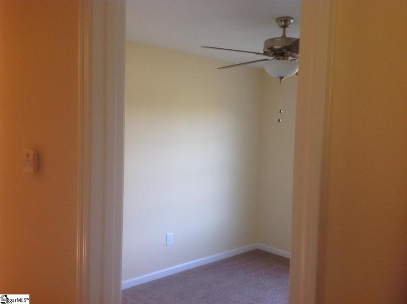 Property image 4 at 203 Essex Drive, Clinton, SC 29325