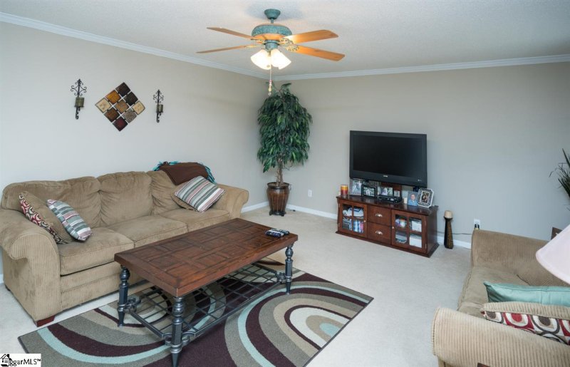 Property image 5 at 202 Nicholas Court, Easley, SC 29640