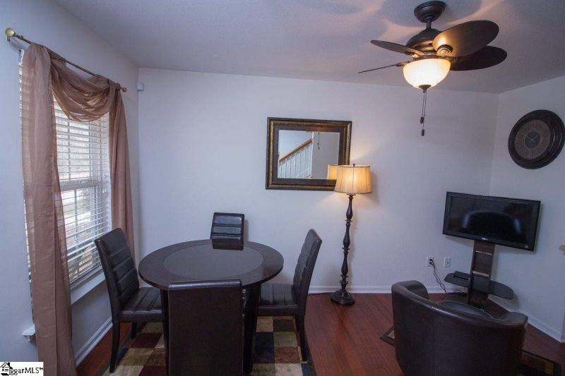 Property image 3 at 33 Birdsong Lane, Taylors, SC 29687