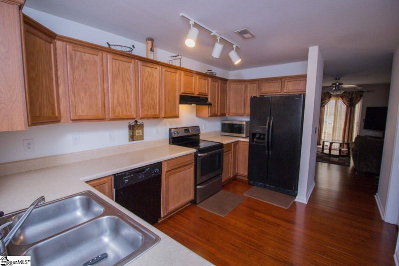 Property image 5 at 33 Birdsong Lane, Taylors, SC 29687