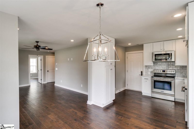 Property image 3 at 100 Old Augusta Road, Greenville, SC 29605