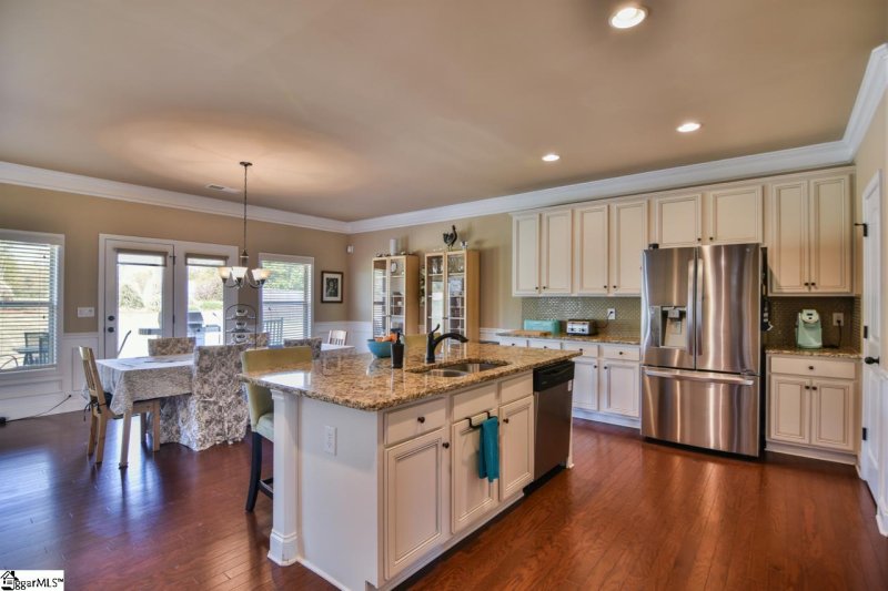 Property image 4 at 108 Angel Falls Drive, Simpsonville, SC 29681