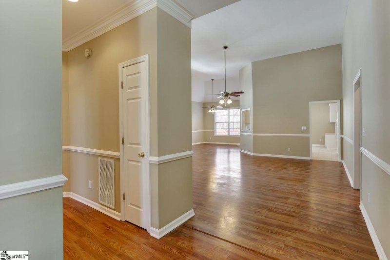 Property image 4 at 218 Edwards Mill Road, Taylors, SC 29687-4908