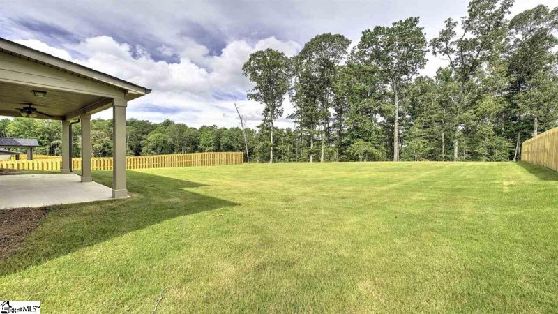 Property image 5 at 217 Ashcroft Lane, Simpsonville, SC 29681