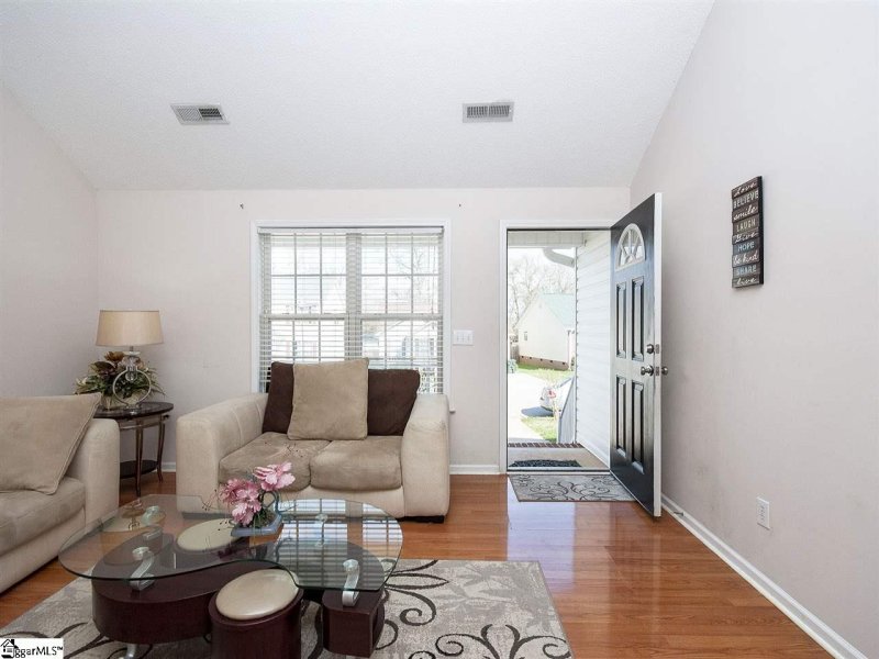 Property image 4 at 109 Cosmos Lane, Greer, SC 29651