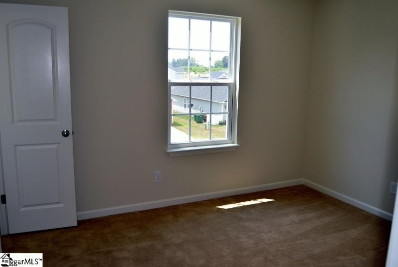 Property image 4 at 303 Promised Land Drive, Spartanburg, SC 29306