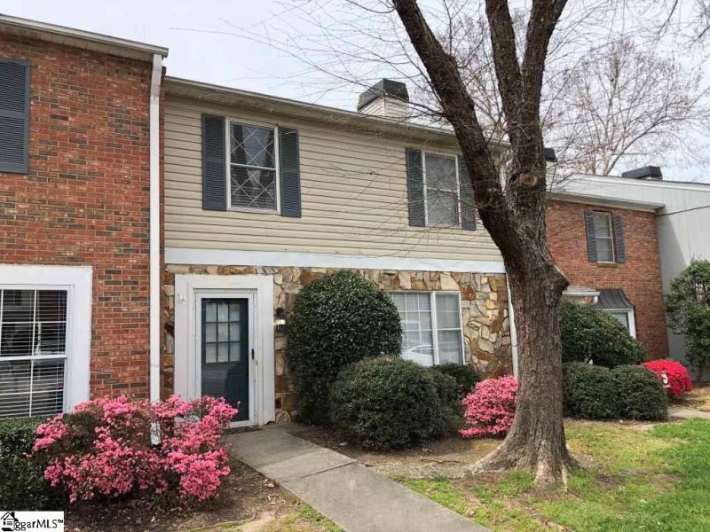 112 Shady Tree Drive