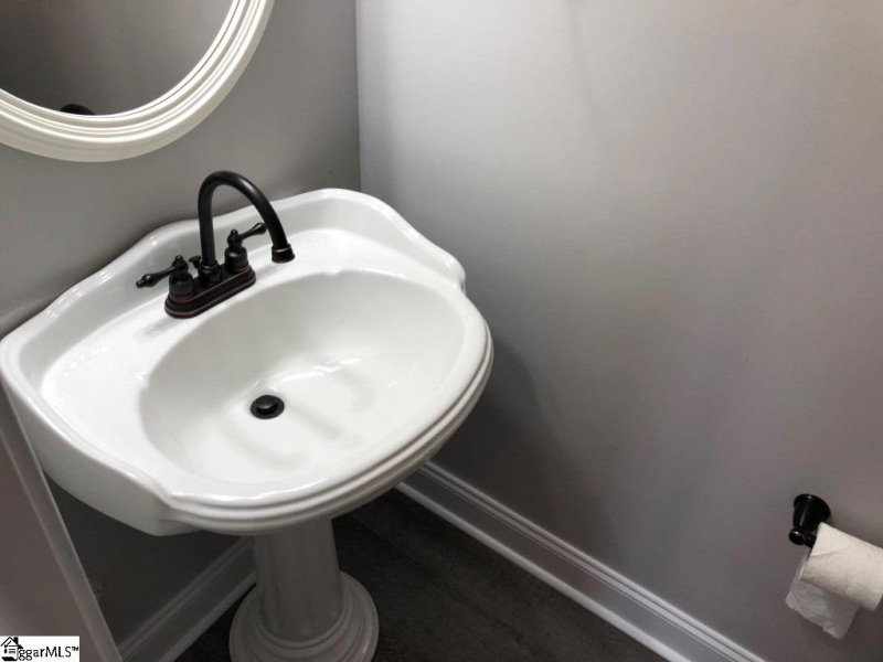 Property image 4 at 112 Shady Tree Drive, Taylors, SC 29687