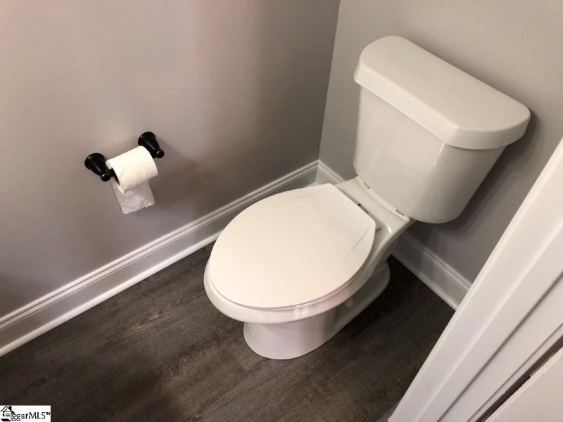 Property image 5 at 112 Shady Tree Drive, Taylors, SC 29687