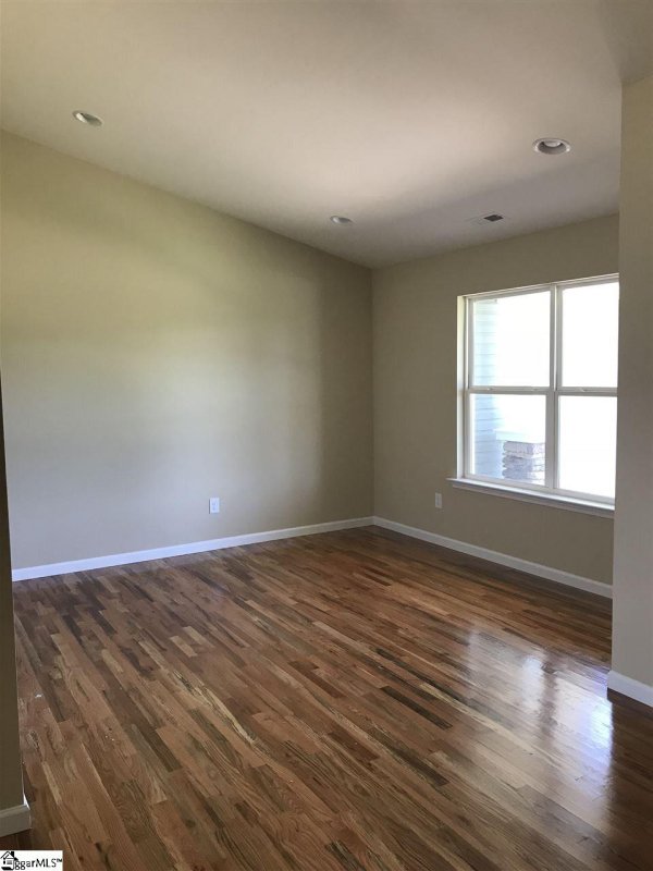 Property image 3 at 111 Millstone Drive, Campobello, SC 29322