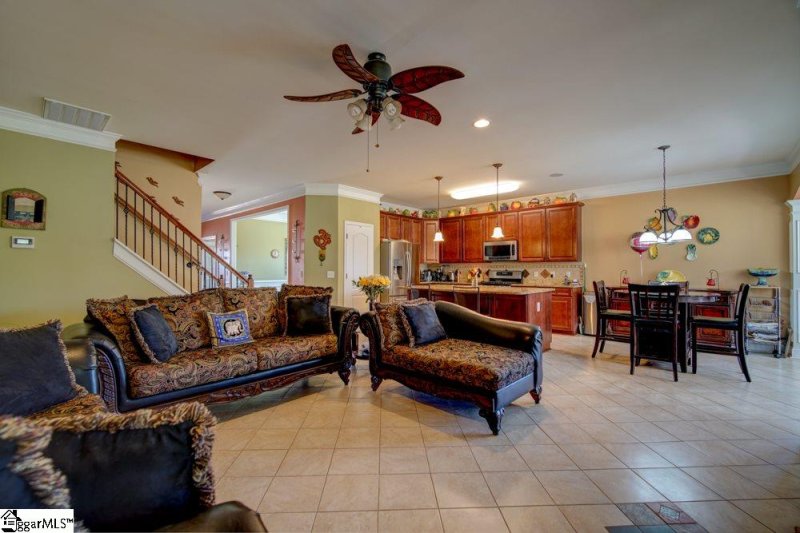 Property image 3 at 311 Park Ridge Circle, Greer, SC 29651