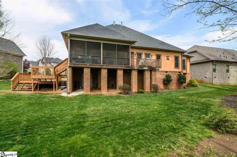 Property image 4 at 517 Foxcroft Road, Greenville, SC 29615-3722