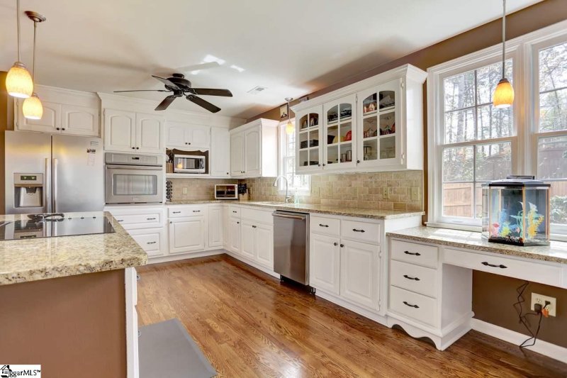 Property image 5 at 1 Old Oak Drive, Taylors, SC 29687