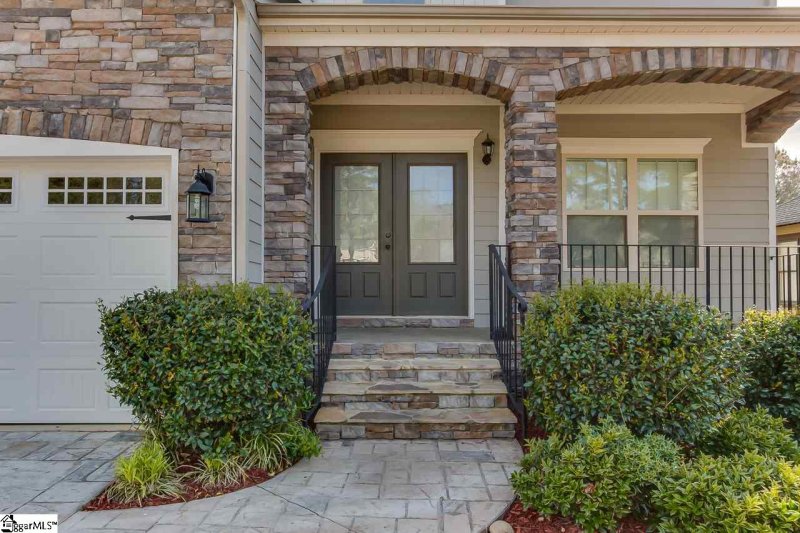 Property image 4 at 18 Verona Circle, Simpsonville, SC 29681