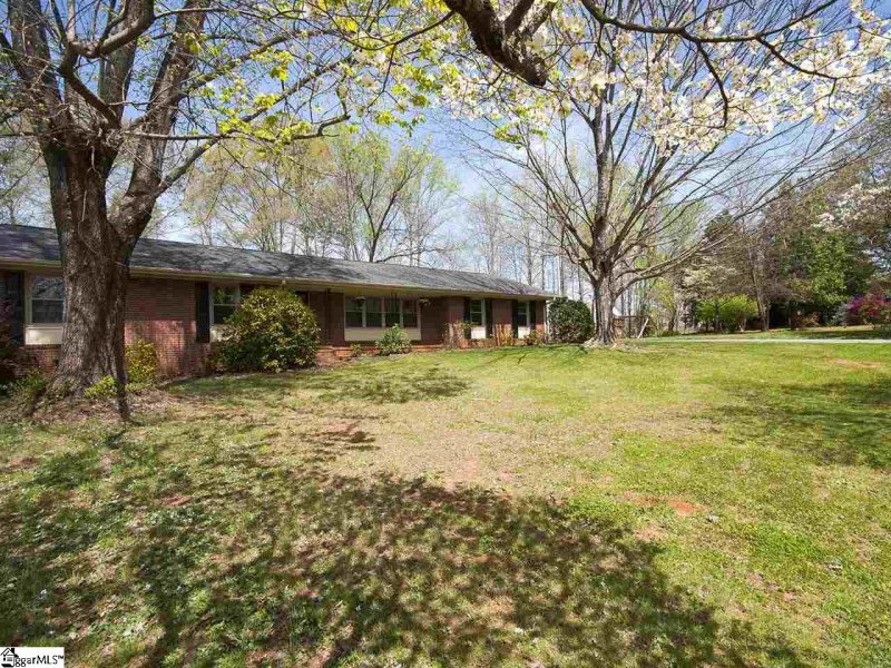 Property image 2 at 210 Woodfield Drive, Easley, SC 29642