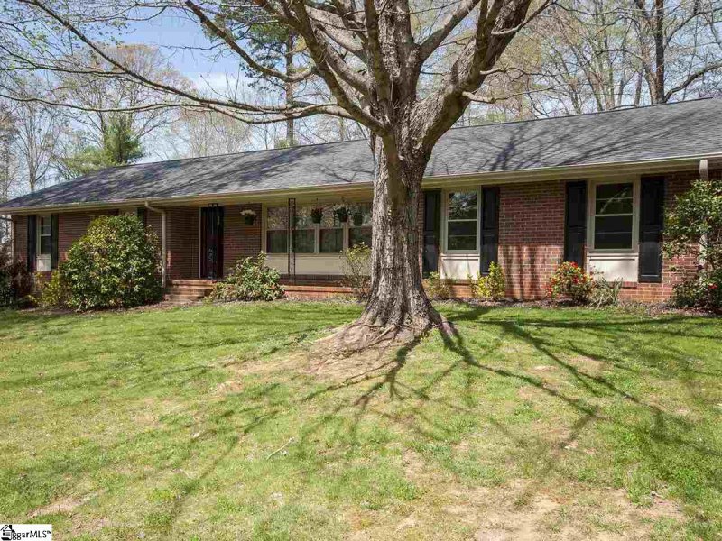 Property image 3 at 210 Woodfield Drive, Easley, SC 29642