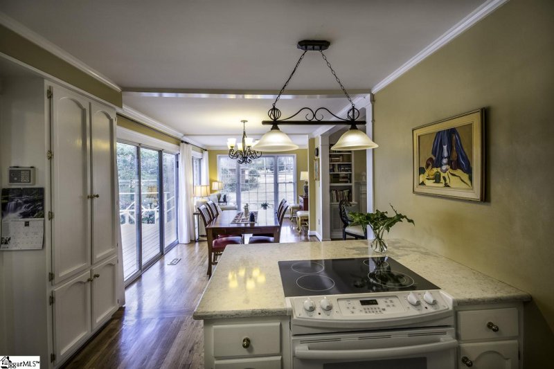 Property image 5 at 19 Greenwood Avenue, Greenville, SC 29615