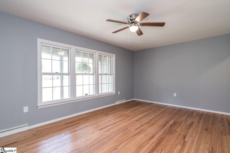 Property image 3 at 214 Forest Hill Drive, Anderson, SC 29621