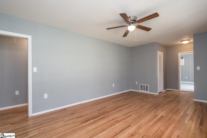 Property image 4 at 214 Forest Hill Drive, Anderson, SC 29621