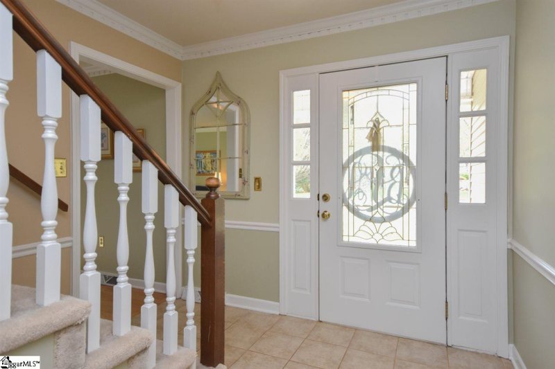 Property image 4 at 301 Briarwood Drive, Simpsonville, SC 29681