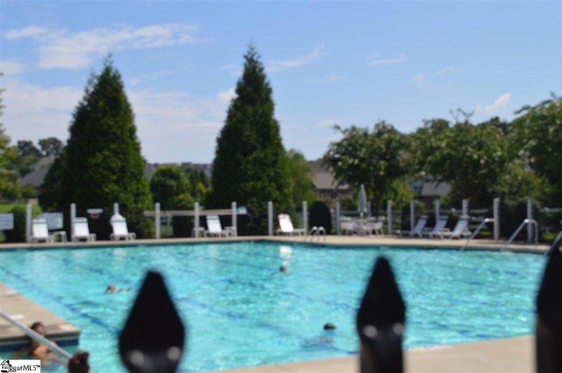 Property image 3 of 419 Clare Bank Drive in Riverwood Farm, Greer, SC 29651