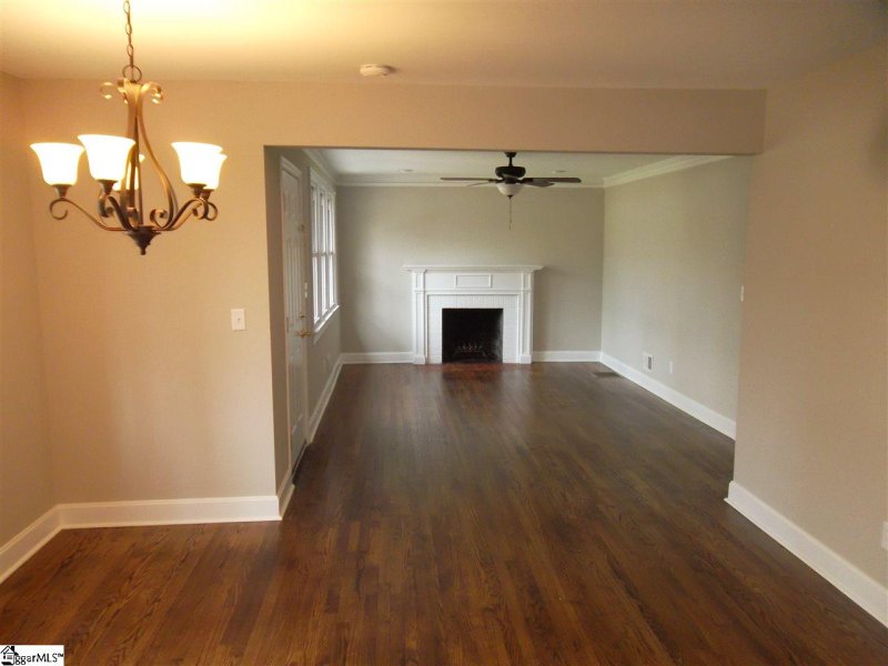 Property image 5 at 8 Bidwell Street, Taylors, SC 29687