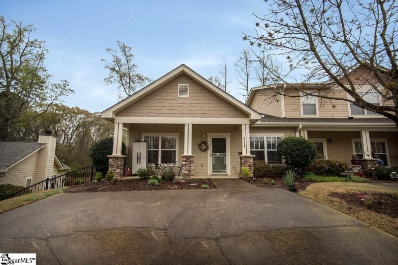 Property image 2 at 338 Shallow Drive, Taylors, SC 29687