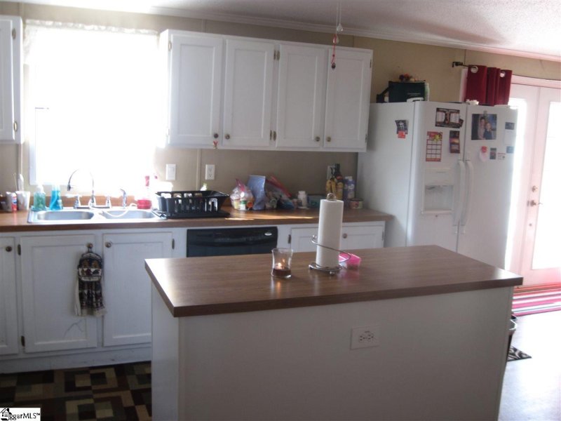 Property image 4 at 100 Amber Grain Drive, Simpsonville, SC 29680-6876